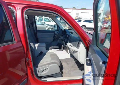 2008 Jeep Liberty Sport from USA, damaged, VIN 1J8GP28K78W262854